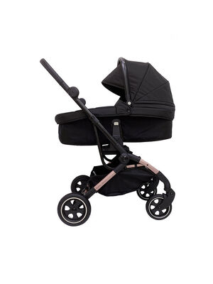 בייבי בוס דגם יגואר צבע שחור שלד רוז גולד . יחידה אחת בלבד